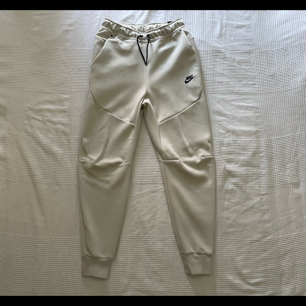 Nike Tapered Pants
